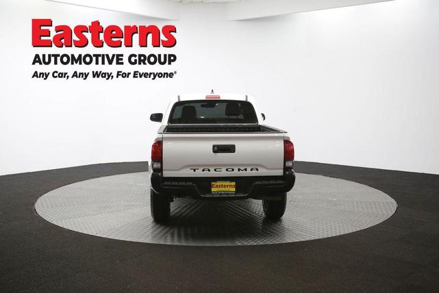 Photo of 2021 Super White Toyota Tacoma