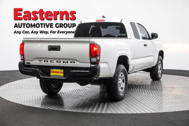Photo of 2021 Super White Toyota Tacoma