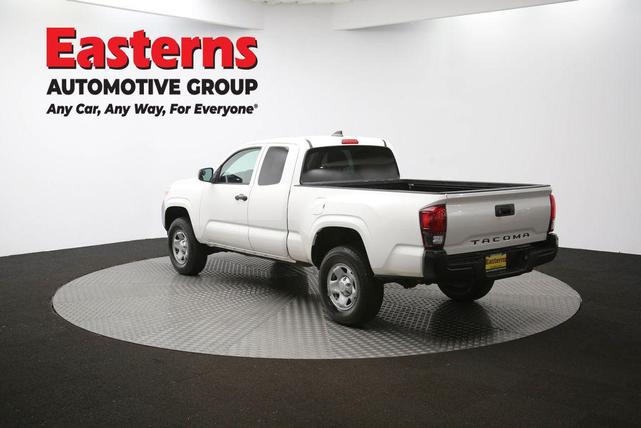 Photo of 2021 Super White Toyota Tacoma