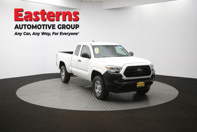 Photo of 2021 Super White Toyota Tacoma