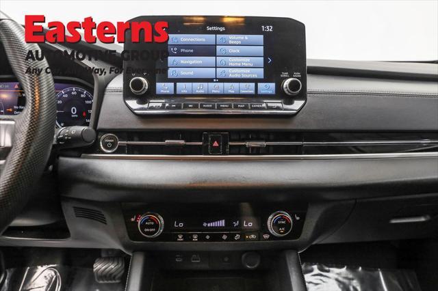 Photo of 2023 Mercury Gray Metallic Mitsubishi Outlander PHEV
