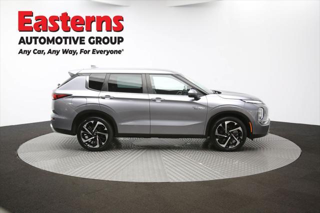 Photo of 2023 Mercury Gray Metallic Mitsubishi Outlander PHEV