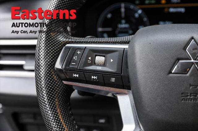 Photo of 2023 Mercury Gray Metallic Mitsubishi Outlander PHEV
