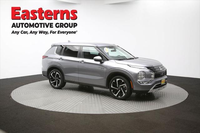 Photo of 2023 Mercury Gray Metallic Mitsubishi Outlander PHEV