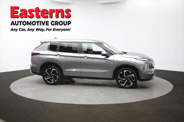 Photo of 2023 Mercury Gray Metallic Mitsubishi Outlander PHEV
