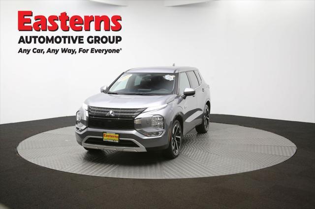 Photo of 2023 Mercury Gray Metallic Mitsubishi Outlander PHEV