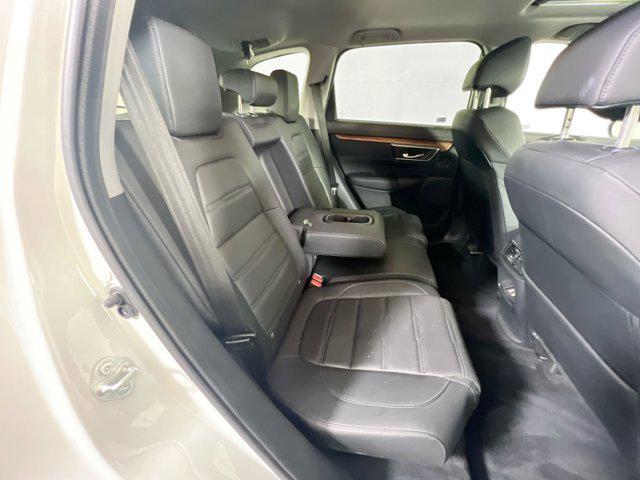 Photo of 2022 Platinum White Pearl Honda CR-V