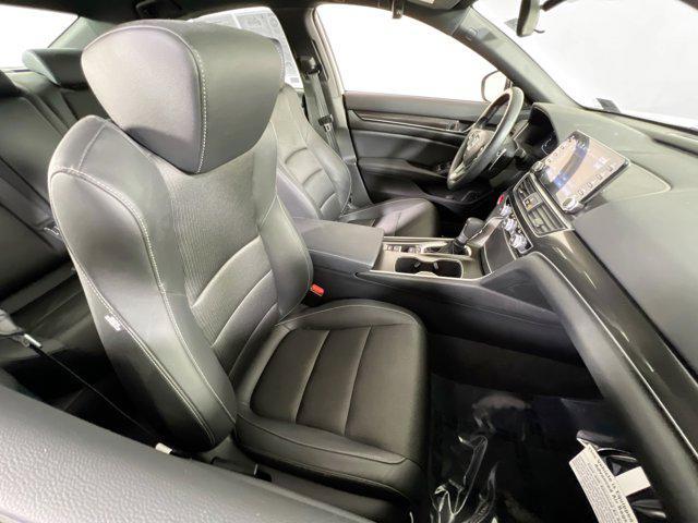 Photo of 2022 Platinum White Pearl Honda Accord