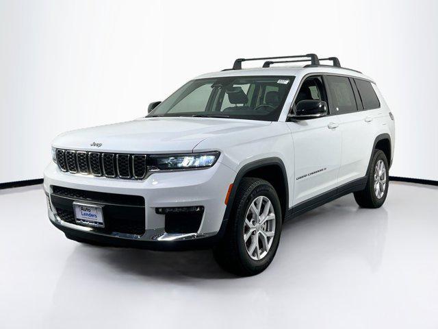 Photo of 2021 Bright White Clearcoat Jeep Grand Cherokee L