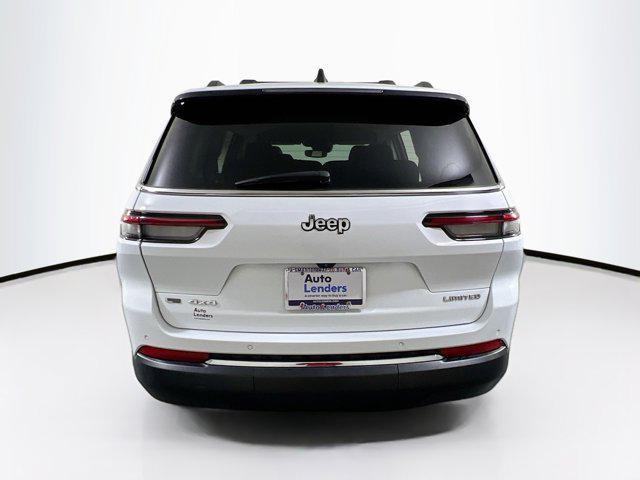 Photo of 2021 Bright White Clearcoat Jeep Grand Cherokee L