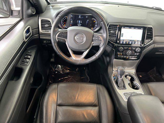 Photo of 2022 Bright White Clearcoat Jeep Grand Cherokee