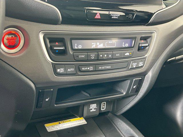 Photo of 2022 Black Honda Ridgeline