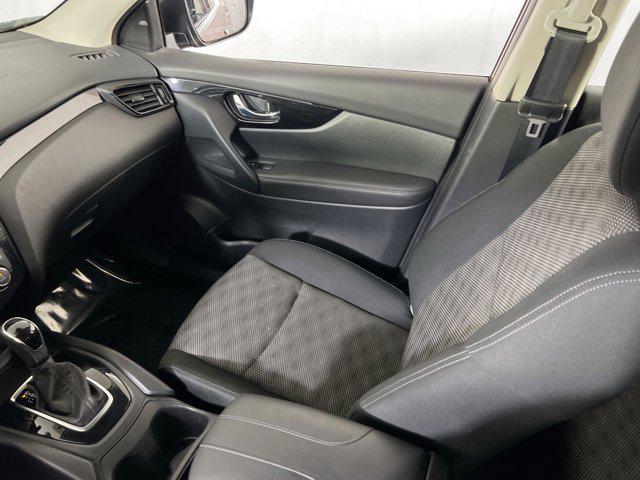 Photo of 2022 Scarlet Ember Pearl Metallic Nissan Rogue Sport