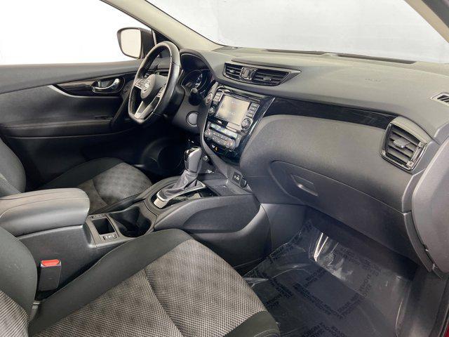 Photo of 2022 Scarlet Ember Pearl Metallic Nissan Rogue Sport