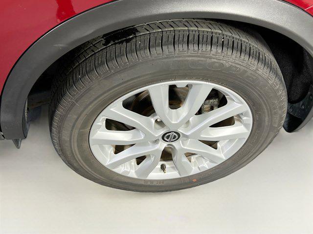 Photo of 2022 Scarlet Ember Pearl Metallic Nissan Rogue Sport