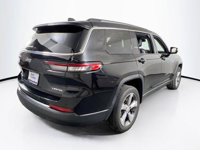 Photo of 2021 Diamond Black Crystal Pearlcoat Jeep Grand Cherokee L