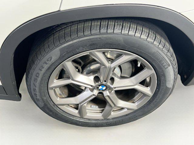 Photo of 2022 Alpine White BMW X3