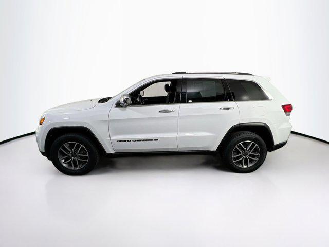 Photo of 2022 Bright White Clearcoat Jeep Grand Cherokee
