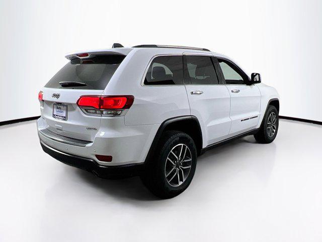Photo of 2022 Bright White Clearcoat Jeep Grand Cherokee