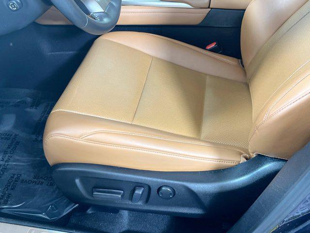 Photo of 2022 Nightfall Mica Lexus RX 350