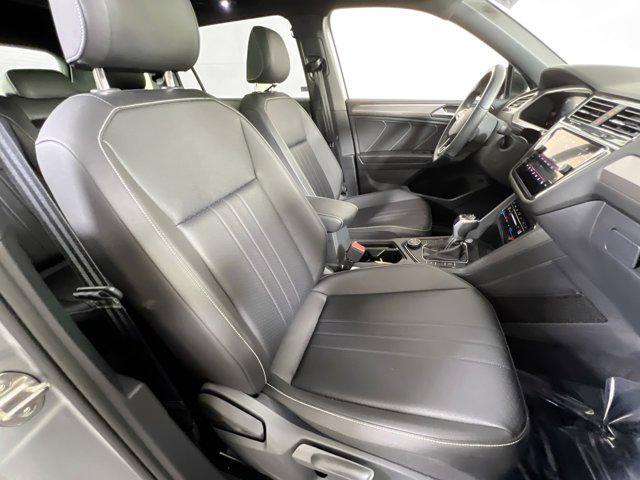 Photo of 2022 Silver Volkswagen Tiguan