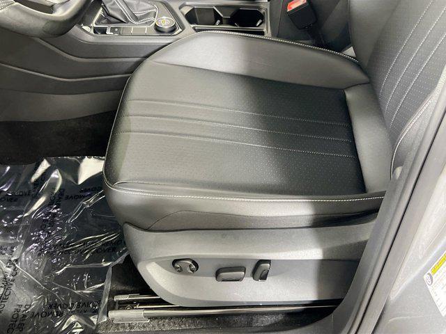 Photo of 2022 Silver Volkswagen Tiguan