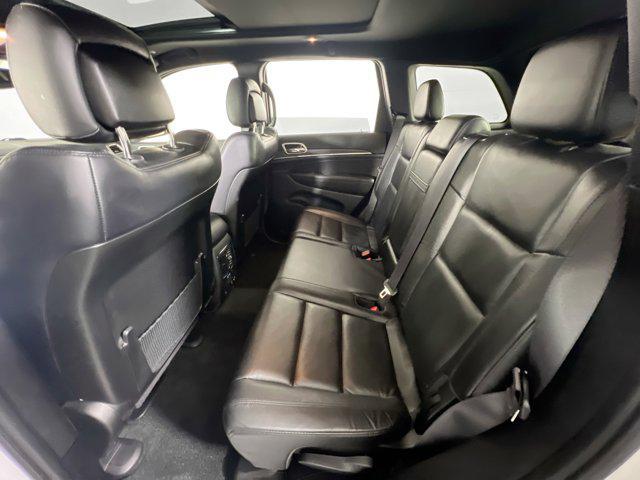 Photo of 2022 Bright White Clearcoat Jeep Grand Cherokee