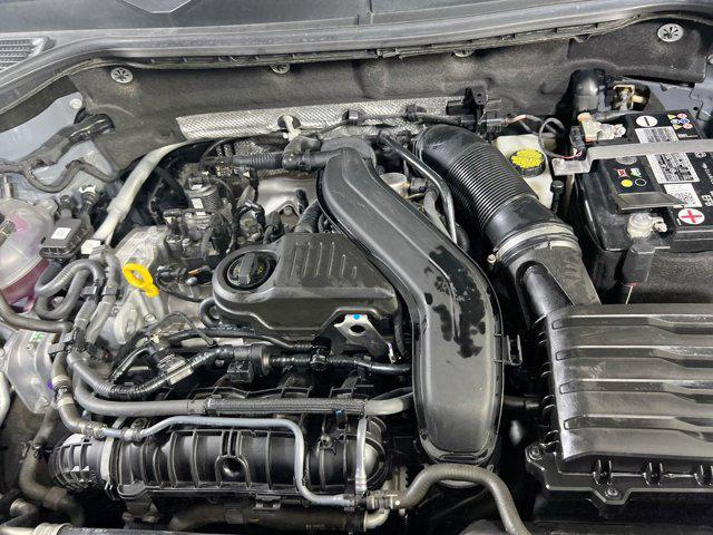 Photo of 2022 Pure Gray Volkswagen Taos
