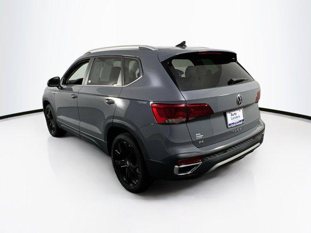 Photo of 2022 Pure Gray Volkswagen Taos