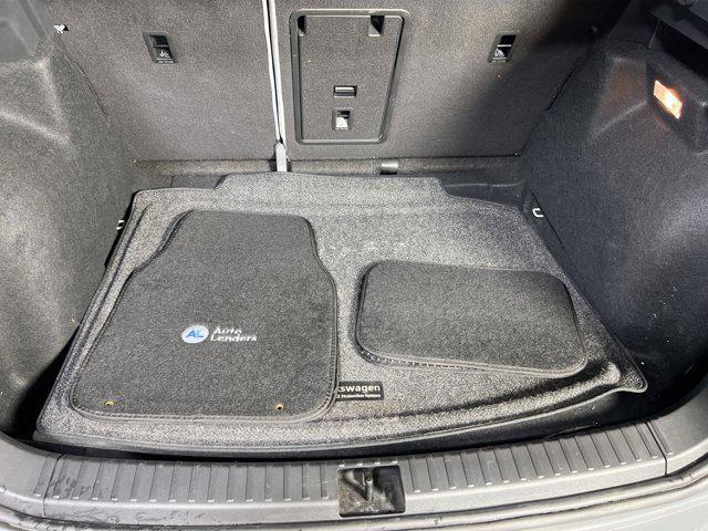 Photo of 2022 Pure Gray Volkswagen Taos