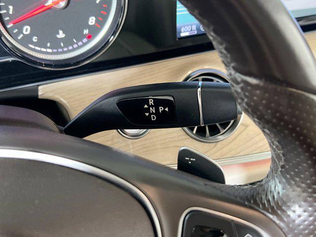 Photo of 2018 designo Cardinal Red Metallic Mercedes-Benz E-Class