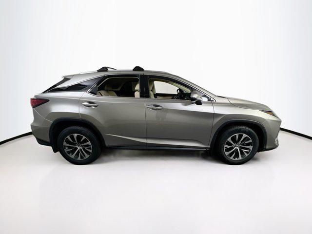 Photo of 2022 Atomic Silver Lexus RX 350