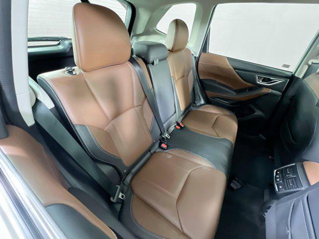 Photo of 2022 Crystal White Pearl Subaru Forester