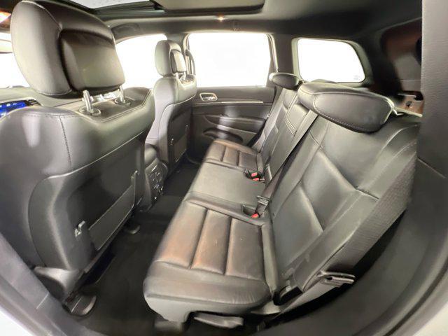 Photo of 2022 Bright White Clearcoat Jeep Grand Cherokee