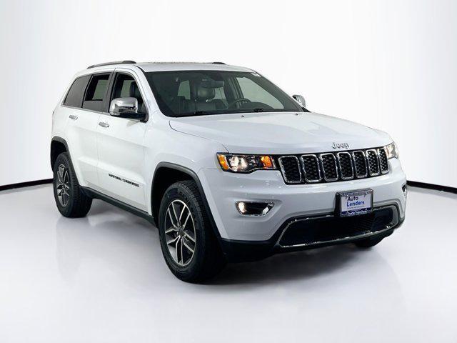 Photo of 2022 Bright White Clearcoat Jeep Grand Cherokee