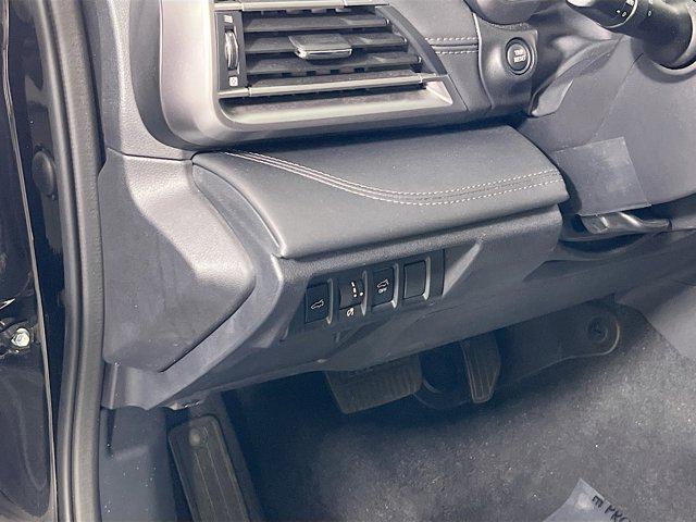 Photo of 2022 Crystal Black Silica Subaru Outback