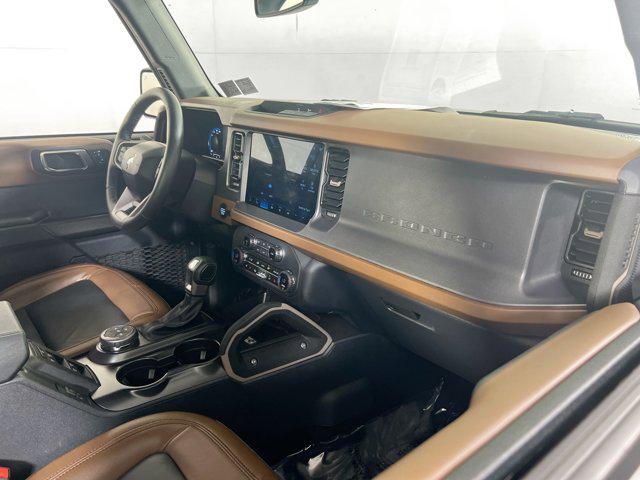 Photo of 2024 Carbonized Gray Metallic Ford Bronco