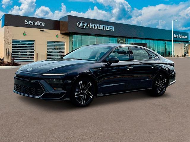 Photo of 2025 Carbon Blue Hyundai SONATA