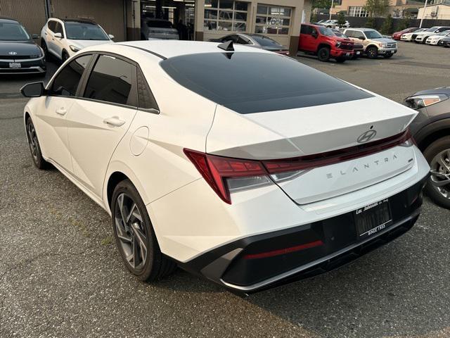 Photo of 2024 Serenity White Hyundai ELANTRA
