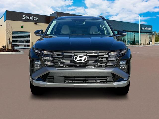 Photo of 2025 Phantom Black Hyundai TUCSON