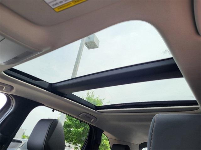 Photo of 2025 Rhodium Mazda CX-70 PHEV