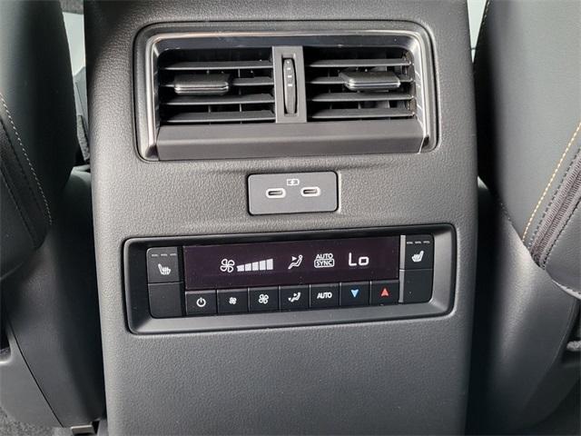 Photo of 2025 Zircon Mazda CX-70 PHEV