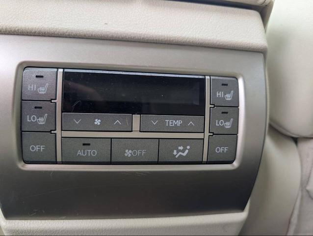 Photo of 2011 White Lexus GX 460