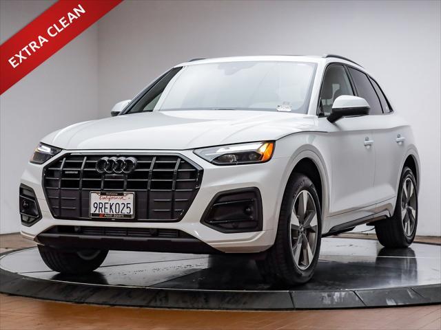 Photo of 2024 Glacier White Audi Q5