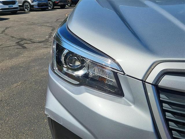 Photo of 2019 Ice Silver Metallic Subaru Forester