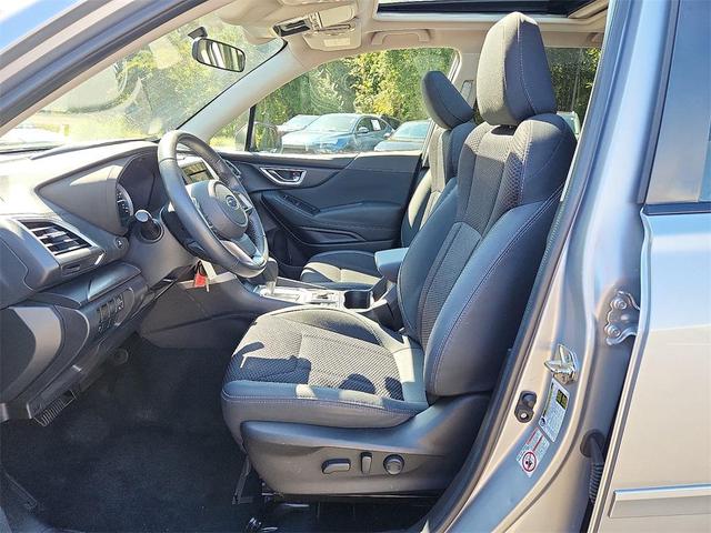 Photo of 2019 Ice Silver Metallic Subaru Forester
