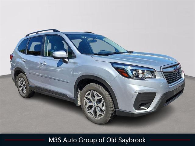Photo of 2019 Ice Silver Metallic Subaru Forester