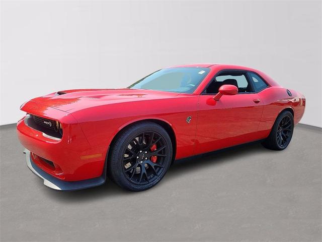 Photo of 2015 Torred Clearcoat Dodge Challenger