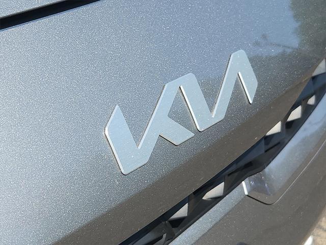Photo of 2022 Steel Gray Kia Forte