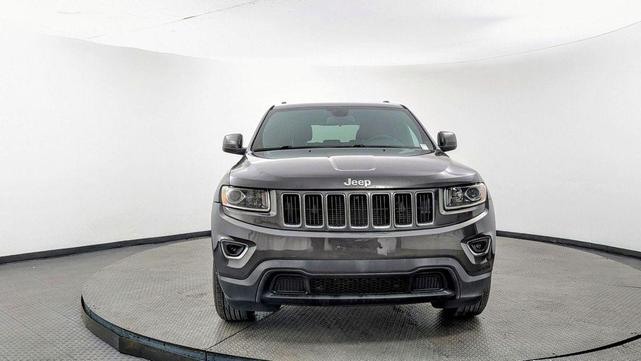 Photo of 2016 Granite Crystal Clearcoat Metallic Jeep Grand Cherokee